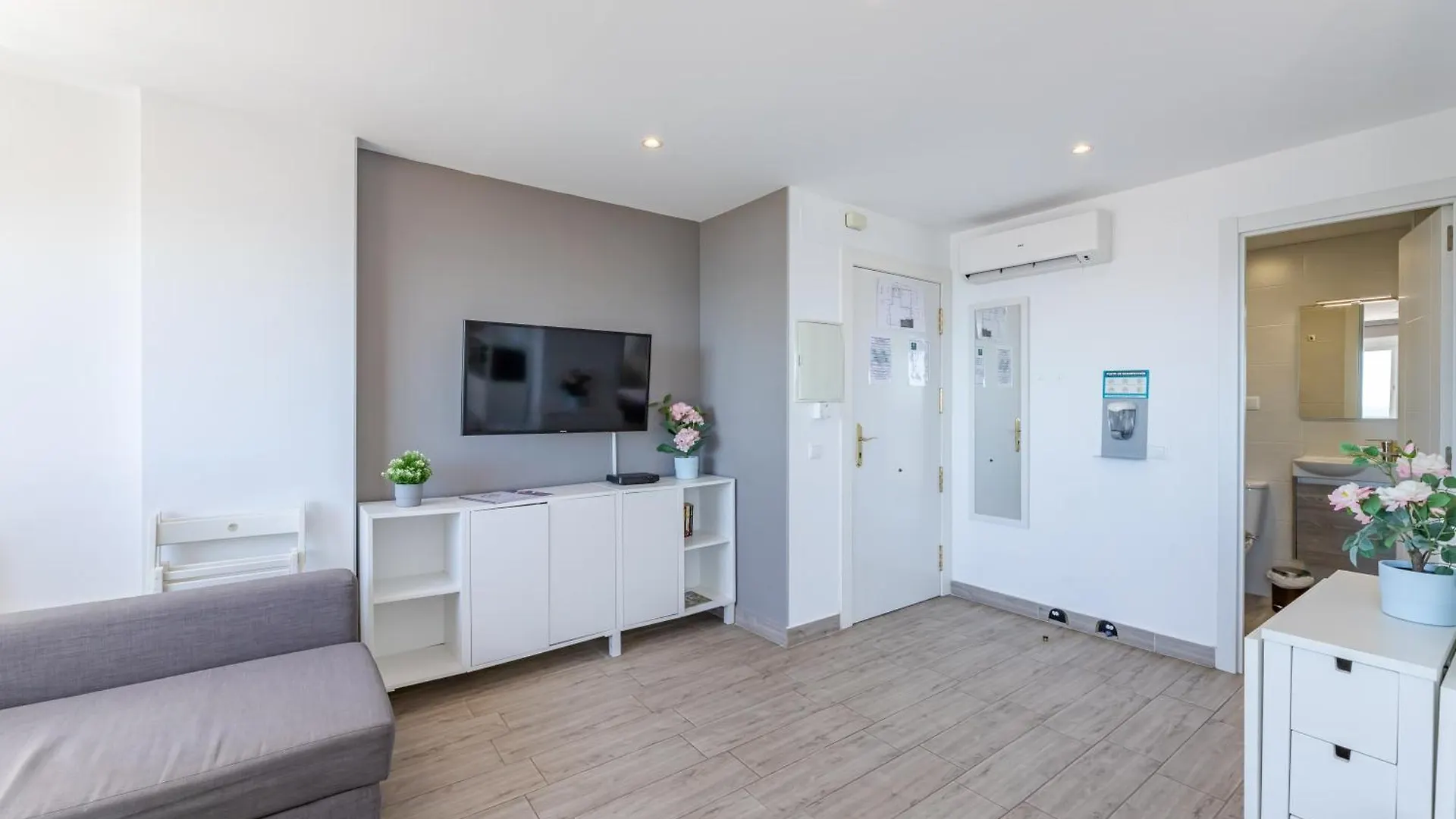 Vb Breathtaking Sea Views 1Bdr Apt Benalmádena Διαμέρισμα